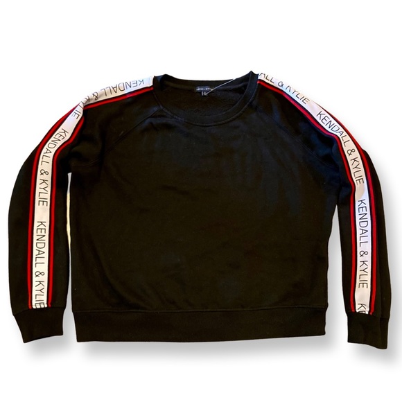 ๐๐ค.KENDALL & KYLIE FLEECE PULLOVER ๐ค๐ - Picture 3 of 11